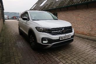 krockskadad bil auto Volkswagen T-Cross 1.0 TSI Life 2021/8