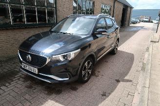 krockskadad bil auto MG ZS EV MG ZS EV Luxury 45 kWh 2020/12
