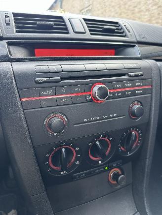 Mazda 3 1.6 Touring picture 12