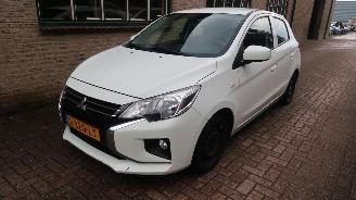 damaged passenger cars Mitsubishi Space-star Mitsubishi Space Star 1.2 Cool+ 2021/6