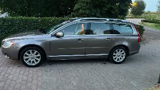 Volvo V-70 2.0 picture 3