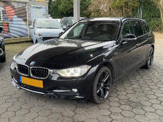 damaged passenger cars BMW 3-serie 320 i. F31. Station 2013/6