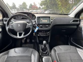 Peugeot 2008 1.2 PureTech GT-Line NAVI | CAMERA | PANO | TREKHAAK. ( inruil verkregen ) picture 12
