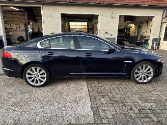 Jaguar XF S picture 3