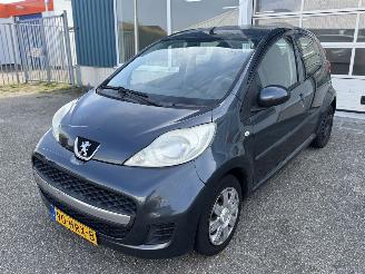 Avarii autoturisme Peugeot 107 1.0-12V XS Automaat 2009/2