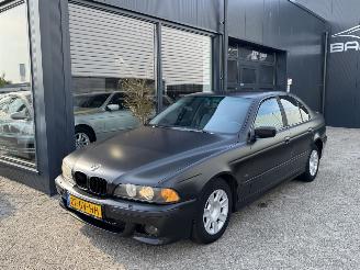 Schadeauto BMW 5-serie 525i M-Pakket 2001/3