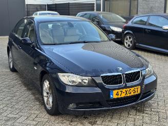 BMW 3-serie 320i High Executive picture 6