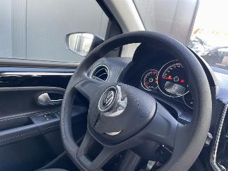 Volkswagen Up! 1.0 BMT move Up! picture 13