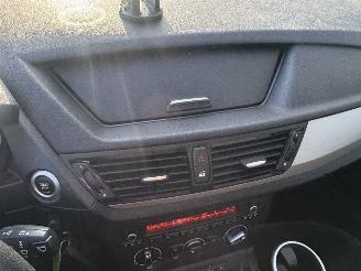 BMW X1 SDRIVE18D Business picture 10