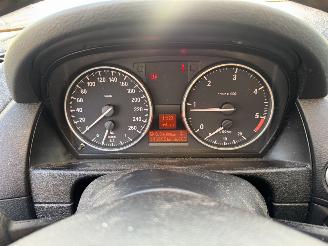 BMW X1 SDRIVE18D Business picture 9