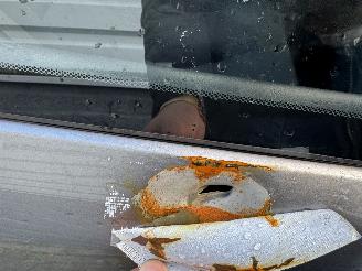 Honda Civic 2 DR 1.7i LS picture 5