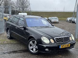 damaged passenger cars Mercedes E-klasse 320 CDI Avantgarde 2003/7