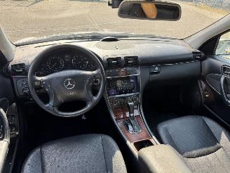 Mercedes C-klasse c-klasse 280 Elegance picture 19