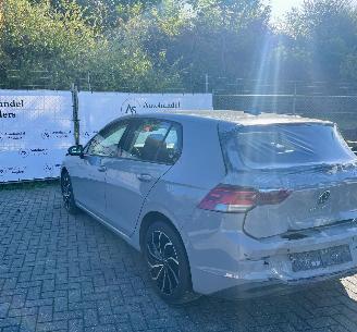 Volkswagen Golf VIII Lim. Life eTSI picture 4