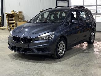 krockskadad bil auto BMW 2-serie BMW 2 SERIE 216D 7 PERSOONS 2017/10