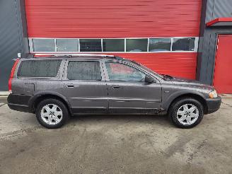 Volvo Xc-70 2.4D picture 3