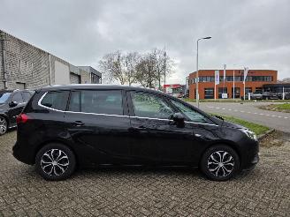 Opel Zafira Tourer Cosmo 7-Persoons Leder Led Navi Camera Stoelverw. Trekhaak 99KW/135PK picture 6