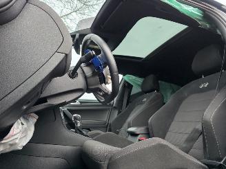 Volkswagen Golf R 310 Performance Akrapovic DSG Pano Virtual Race-Mode Led Camera Sterrenhemel Sfeerverl. Stoelverw. 228KW/310PK picture 11