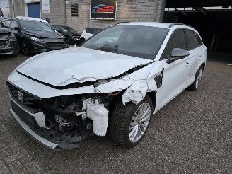 skadebil auto Seat Leon FR 1.4 eTSI Hybrid Sportstourer Memory Led Navi Camera Leder 27gr.! 2021/5