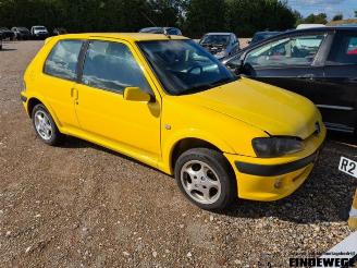 Auto da rottamare Peugeot 106 106 II, Hatchback, 1996 / 2004 1.4 XN,XR,XT 2002/6
