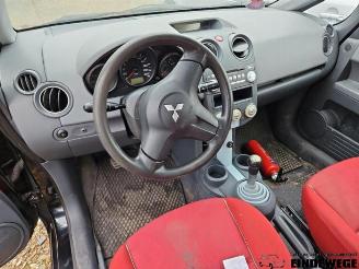 Mitsubishi Colt Colt (Z2/Z3), Hatchback, 2004 / 2012 1.3 16V picture 6