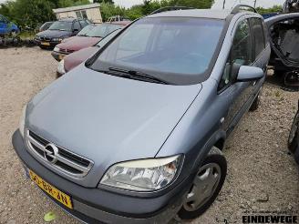 Salvage car Opel Zafira Zafira (F75), MPV, 1998 / 2005 2.0 DI 16V 2004/11