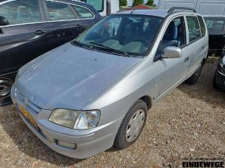 Coche siniestrado Mitsubishi Space-star Space Star (DG), MPV, 1998 / 2004 1.6 16V 2002/2