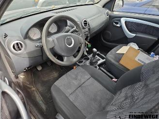 Dacia Sandero Sandero I (BS), Hatchback, 2008 / 2013 1.2 16V picture 18