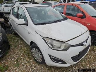 Uttjänta bilar auto Hyundai I-20 i20, Hatchback, 2008 / 2015 1.1 CRDi VGT 12V 2014/7