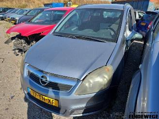Coche siniestrado Opel Zafira Zafira (M75), MPV, 2005 / 2015 1.8 16V Ecotec 2006/11
