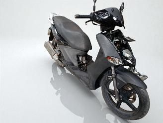 uszkodzony skutery Kymco  125 AGILITY 2010/7
