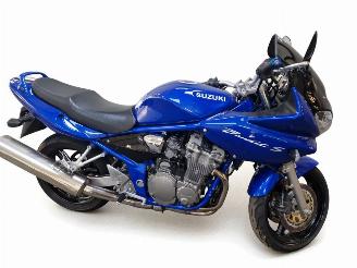 Suzuki  GSF picture 1