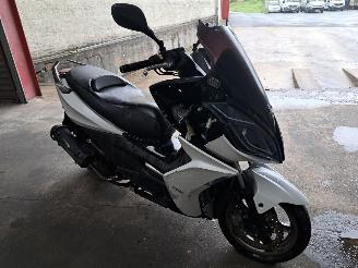 uszkodzony skutery Kymco  K XCT 2013/9