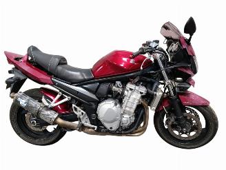 skadebil motor Suzuki Bandit 1250  2007/11