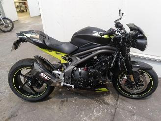 Triumph Speed Triple  picture 1