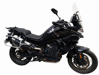 krockskadad bil motor CFMoto  MT 2024/1