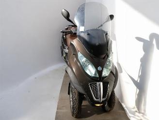Piaggio  MP3 picture 2