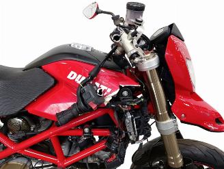 Ducati Hypermotard  picture 12