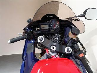 Honda CBR 900 RR picture 8
