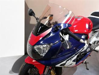 Honda CBR 900 RR picture 25