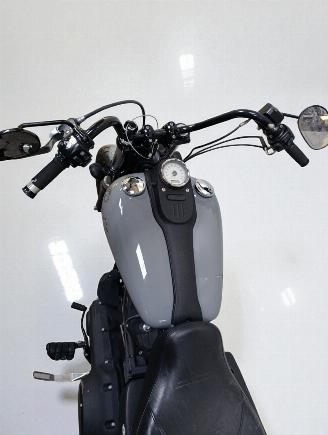 Harley-Davidson  STREET BOB picture 6