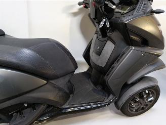 Peugeot  METROPOLIS picture 13