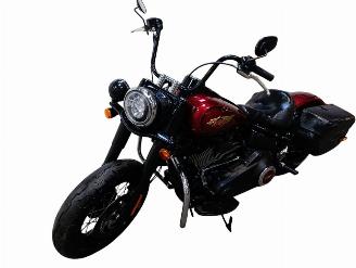 Harley-Davidson Softail HERITAGE CLASSIC FLHCS picture 4