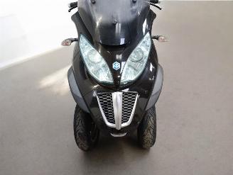 Piaggio  MP3 picture 2