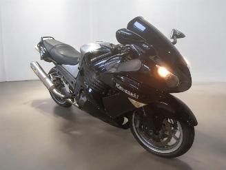 Kawasaki ZZ- R 1400  picture 17