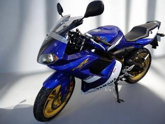 Yamaha TZR 50  picture 25