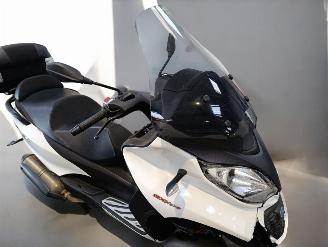 Piaggio  MP3 picture 16