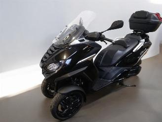 Peugeot  METROPOLIS picture 3