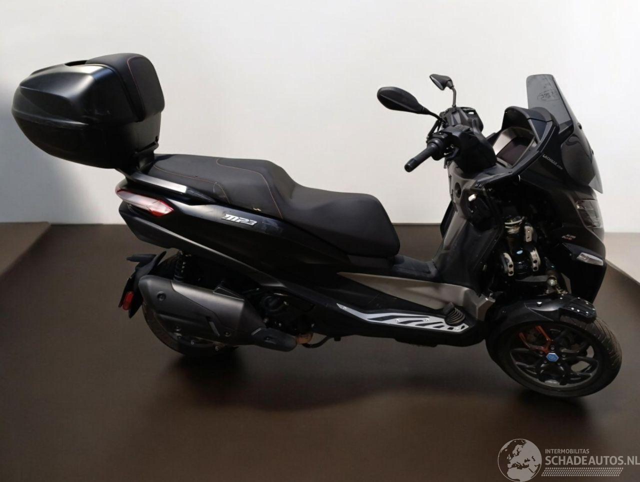 Piaggio  MP3