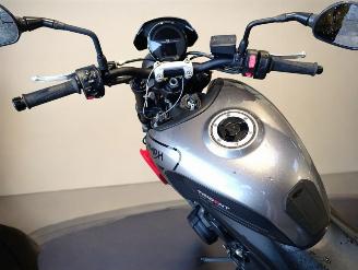 Triumph Trident 660  picture 7